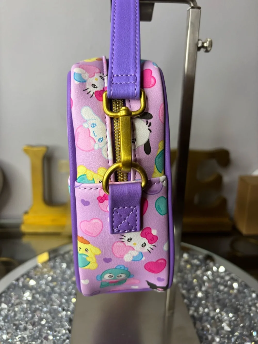 Loungefly Sanrio Hello Kitty and Friends Hearts Crossbody Bag NWT - Picture 7 of 12